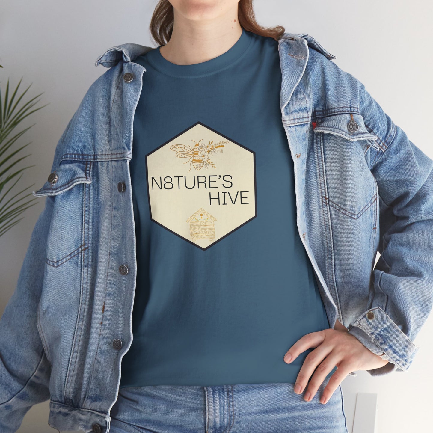 Camiseta con el logotipo original de HIVE de N8TURE