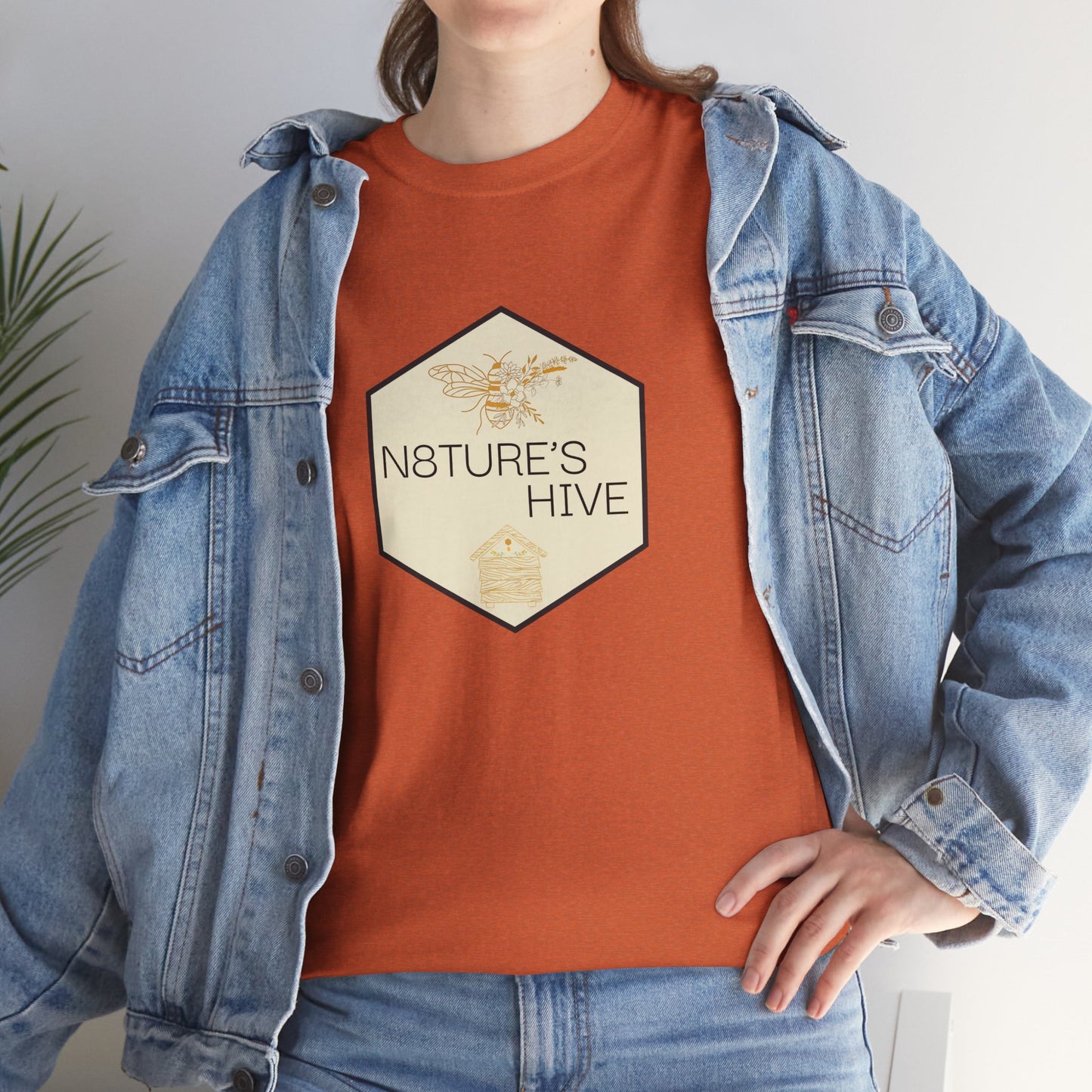 Camiseta con el logotipo original de HIVE de N8TURE