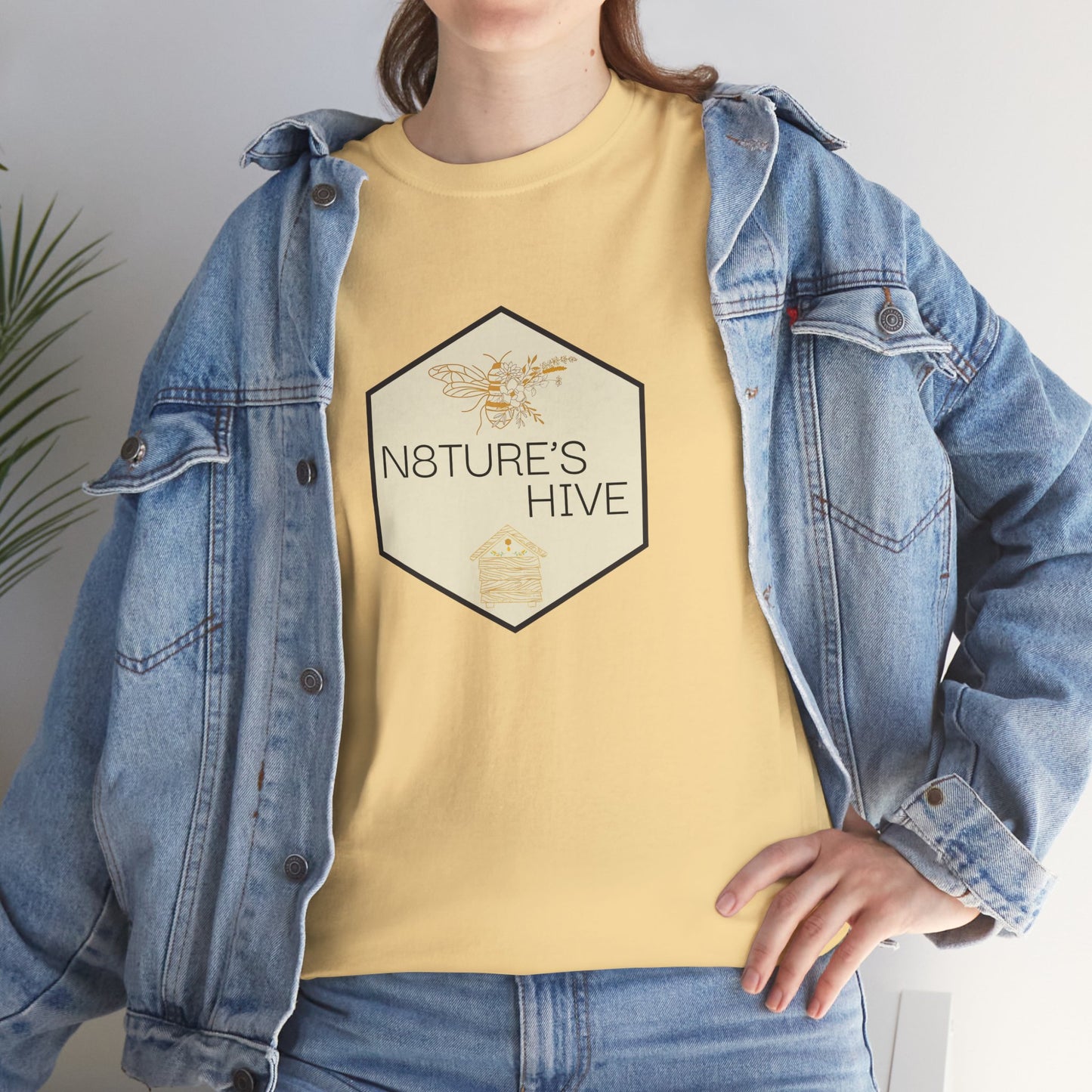 Camiseta con el logotipo original de HIVE de N8TURE