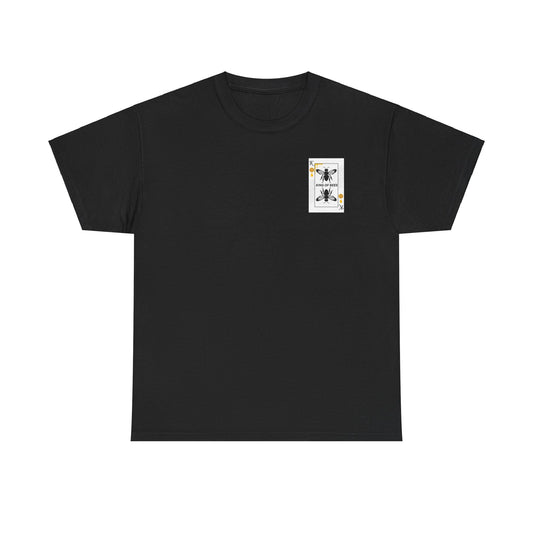 Camiseta con el logotipo del rey de las abejas