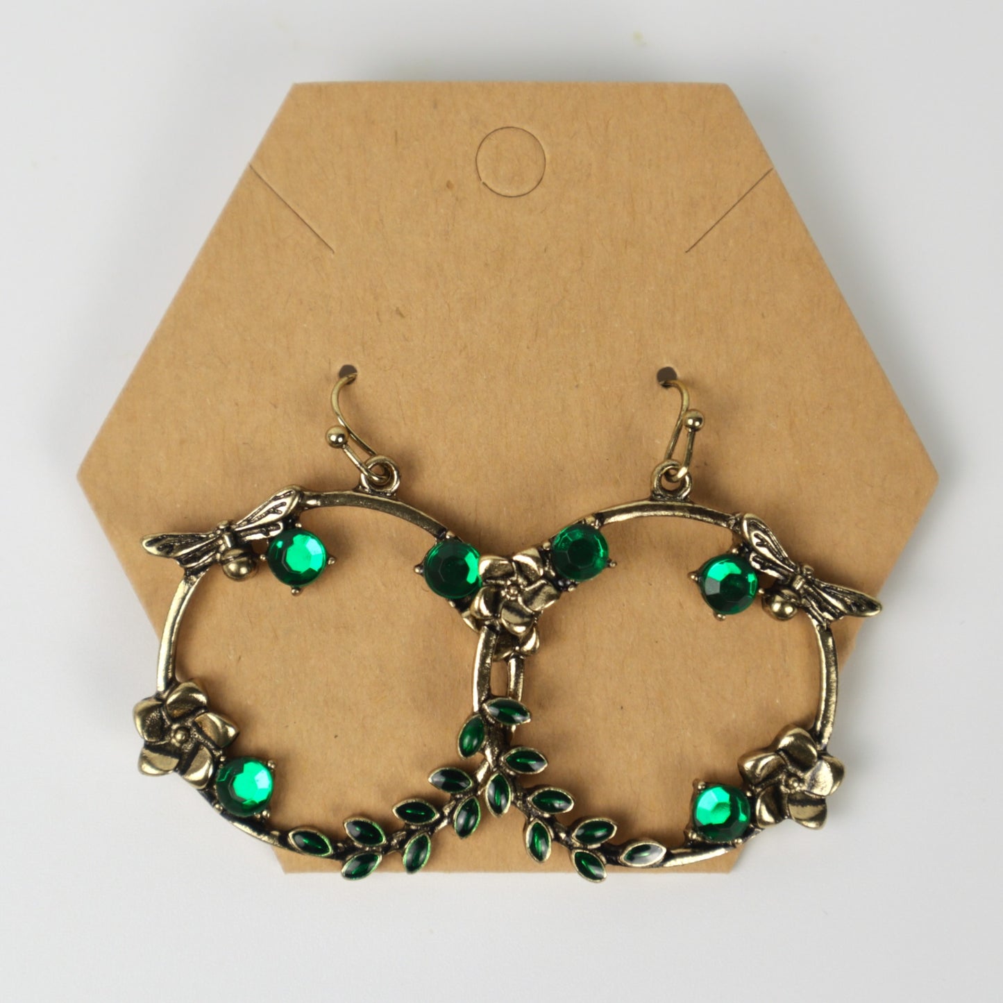 Pendientes vintage de abeja y flor de Bohemia