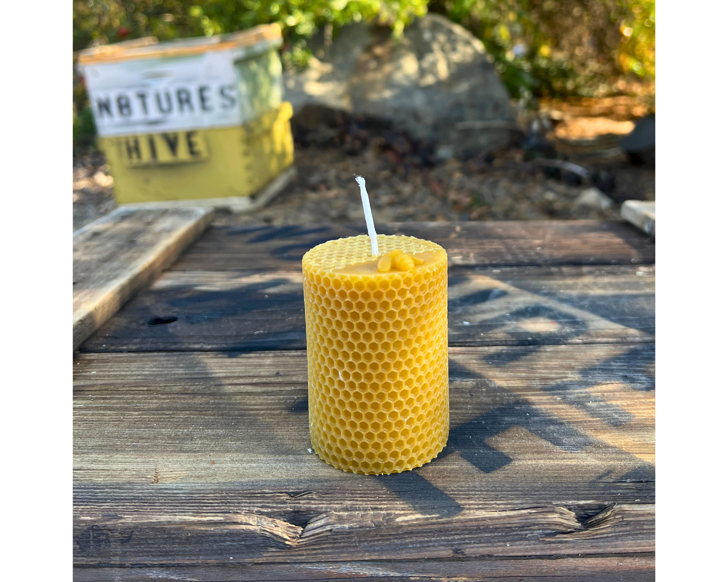 Beeswax Candle Honeycomb Cylinder