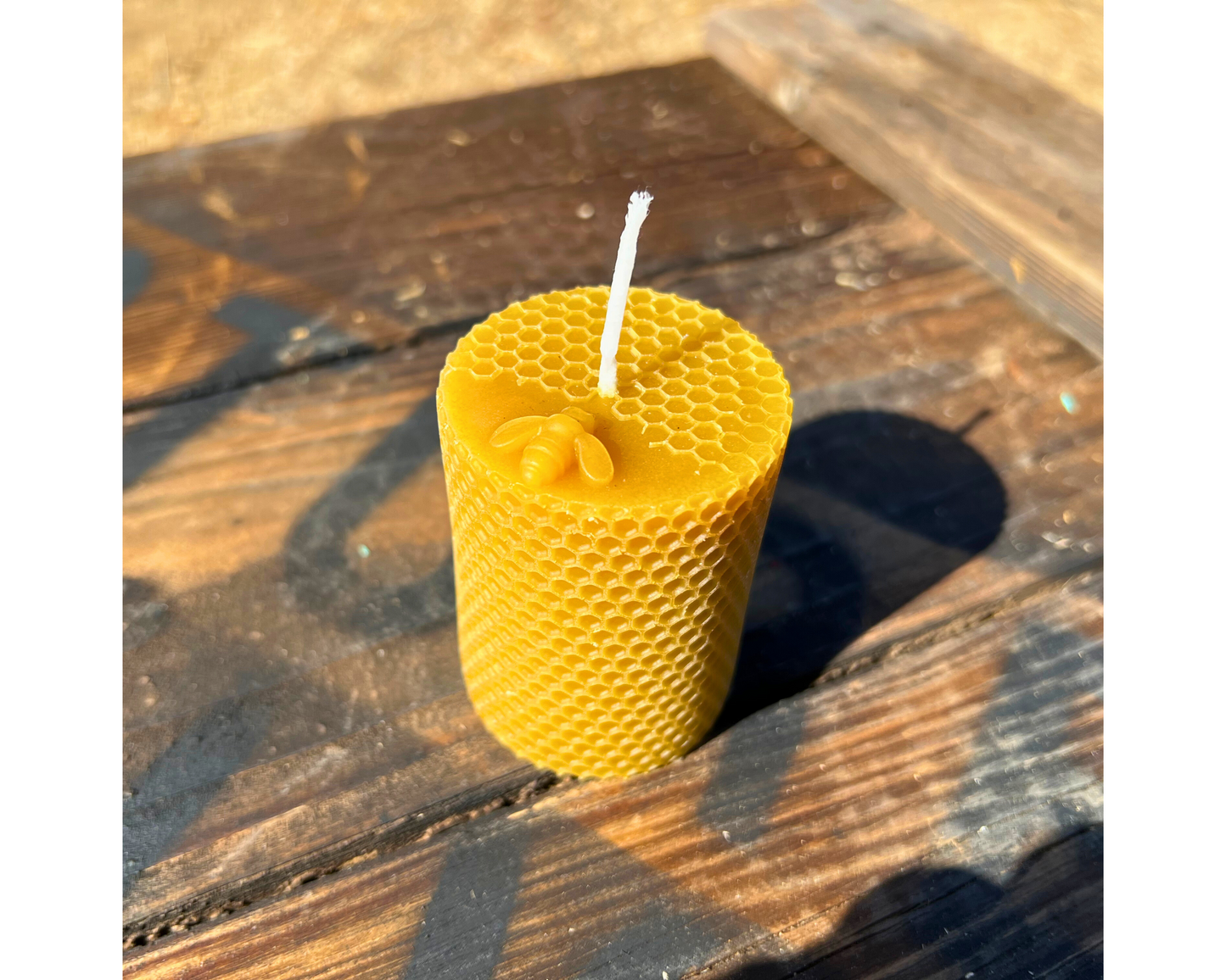 Beeswax Candle Honeycomb Cylinder