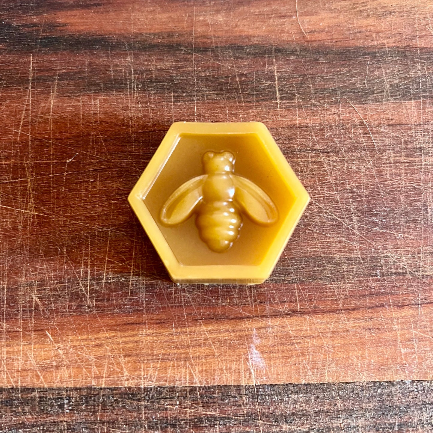 Beeswax Melts Hexagons 4Pc