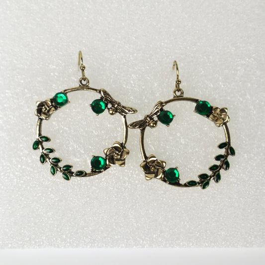 Pendientes vintage de abeja y flor de Bohemia