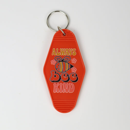 Llavero vintage de motel "Bee Kind"