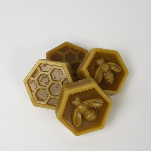 Cera de abejas derretida en forma de hexágonos, 4 piezas